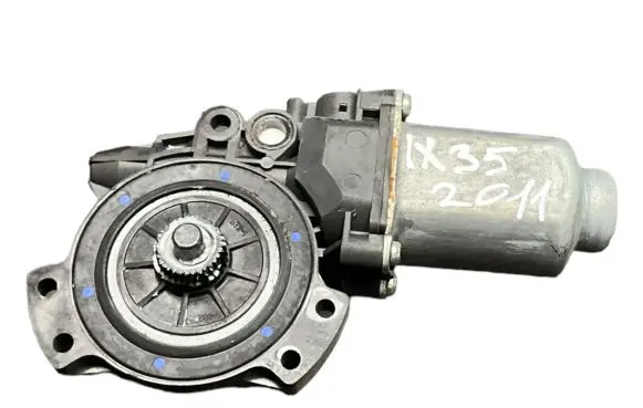 Hyundai ix35 Rear door window regulator motor 402353B
