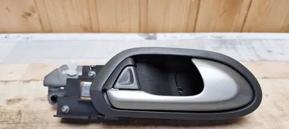 Honda Civic Front door interior handle