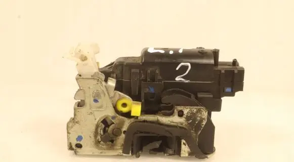 Dacia Dokker Front door lock 