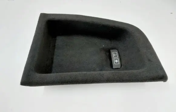 BMW X4 G02 Trunk/boot side trim panel 7481909
