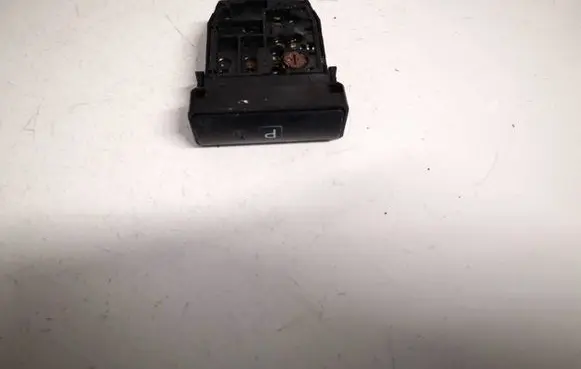Toyota Prius (XW20) Other switches/knobs/shifts 15a685