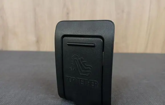 Mercedes-Benz E C207 W207 ISOFIX cover 