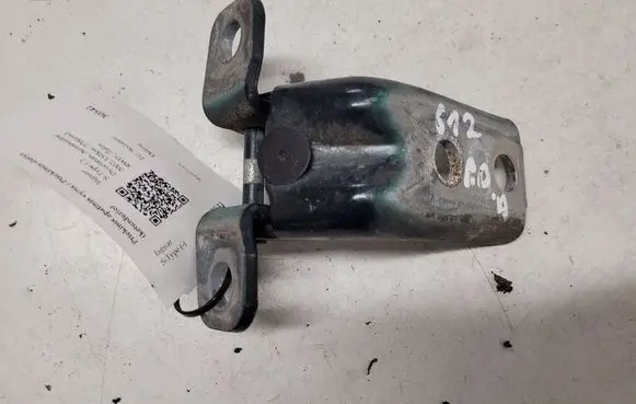 Jaguar S-Type Front door lower hinge
