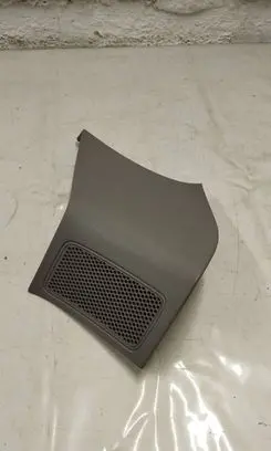 (D)pillar trim (top)