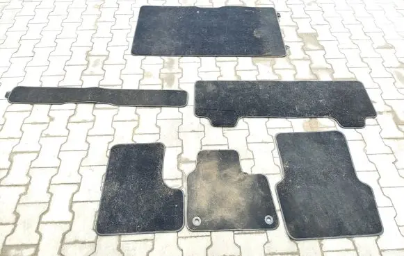 Peugeot Traveller Car floor mat set 