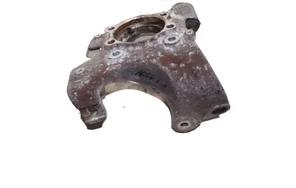 Rear wheel hub spindle/knuckle