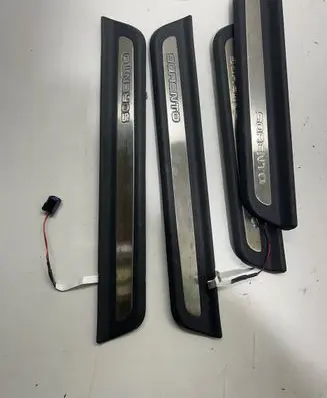 KIA Sorento sill trim set (inner) 50R6N10