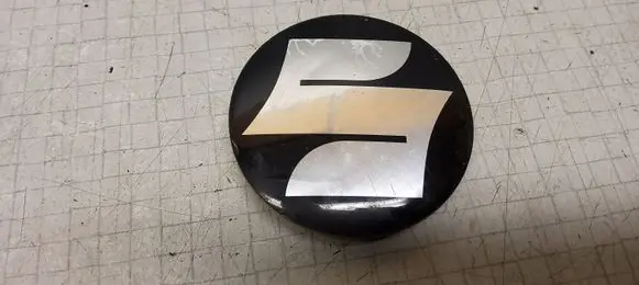 Volkswagen PASSAT B4 Non-original wheel cap 