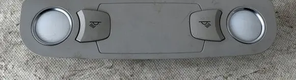 Audi A6 S6 C6 4F Rear seat light 4L0947111B