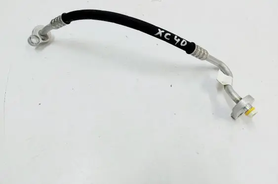 Volvo XC40 Air conditioning (A/C) pipe/hose 32226205