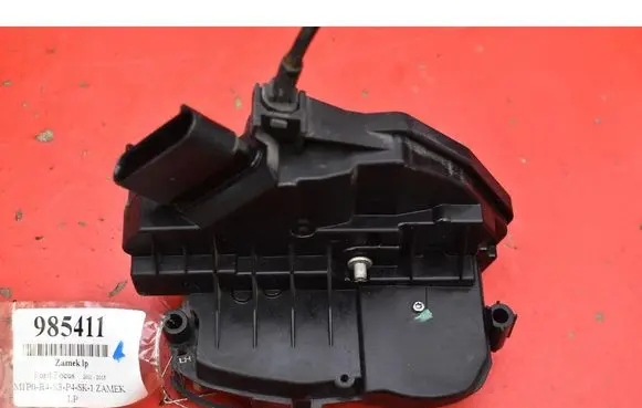 Ford Focus Front door lock BM5A-A21813-AC