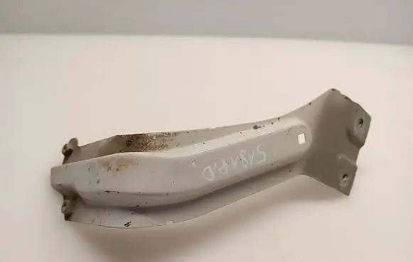 Volkswagen Caddy Fender mounting bracket 1T0821136C