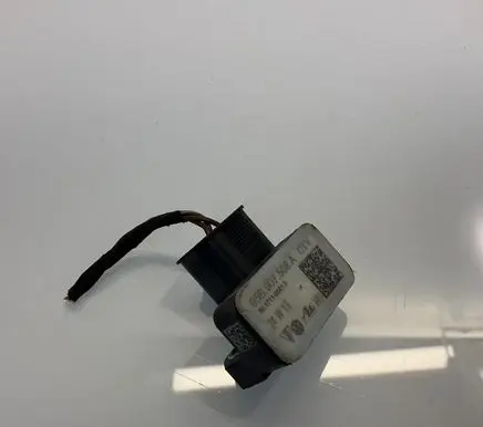 Porsche Macan (95B) Airbag deployment crash/impact sensor 95B907508A 10171105413