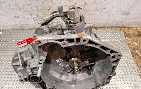 Fiat Croma Manual 6 speed gearbox S25081260 M32