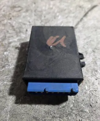BMW 3 E36 Window wiper relay 61358357068 110187 05012100