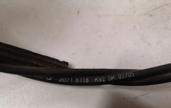 Volvo S40 Engine bonnet (hood) release handle 30716118