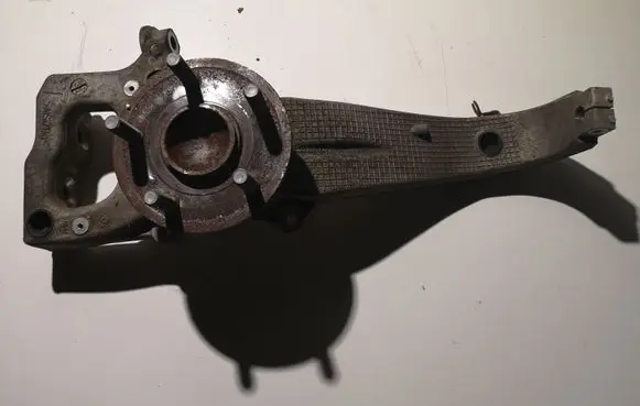 Tesla Model S Front wheel hub 600701700C