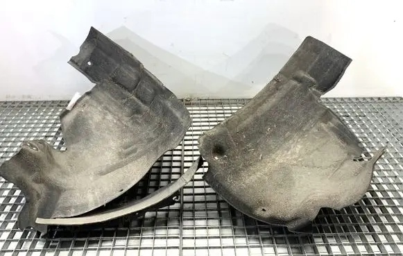 Audi A4 S4 B8 8K Front wheel arch liner splash guards 