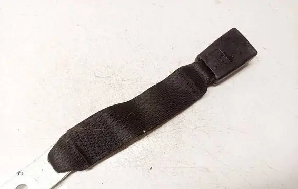 BMW 7 E65 E66 Middle seatbelt buckle (rear) 33018325