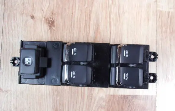 KIA Ceed Electric window control switch 4904901110