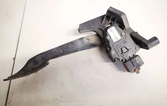 Opel Combo C Accelerator throttle pedal 9129423cl 9129423