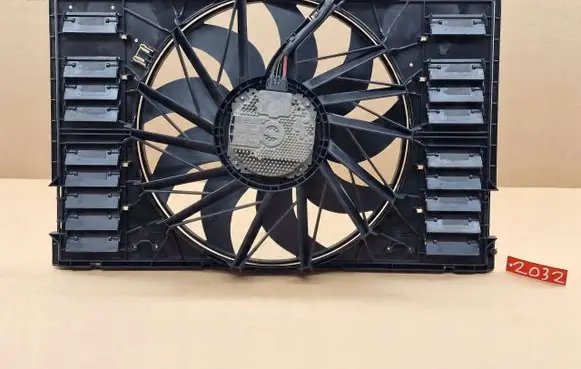 Porsche Panamera (970) Electric radiator cooling fan