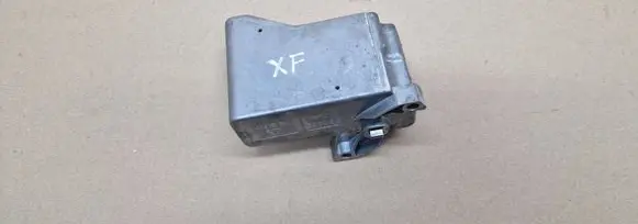 Jaguar XF X250 Steering wheel lock 8W833K772BA