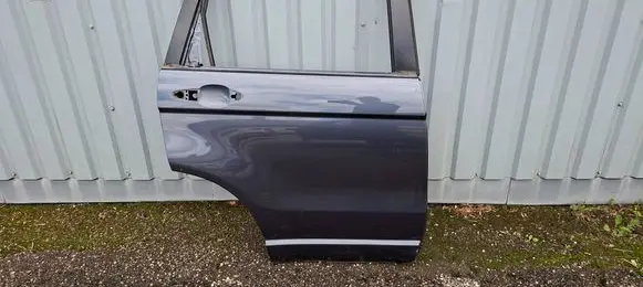 Honda CR-V Rear door