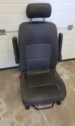 Volkswagen Multivan T5 Front driver seat 