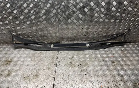 Volkswagen Touran I Wiper trim 2K0819403