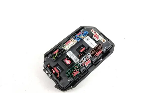BMW X6 F16 Fuse module 9316568