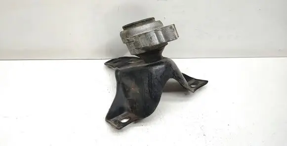 Engine mount bracket