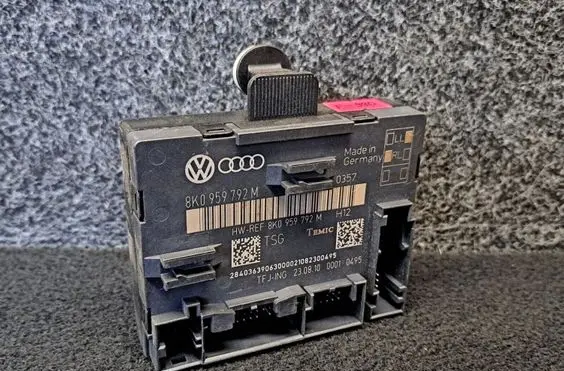 Audi A6 S6 C6 4F Door control unit/module 8K0959792M