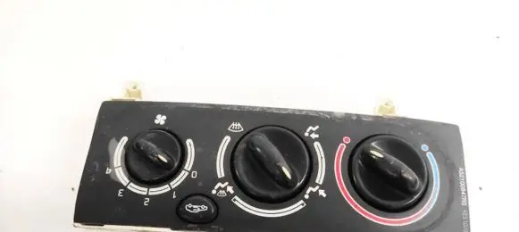 Renault Megane I Climate control unit 655738n