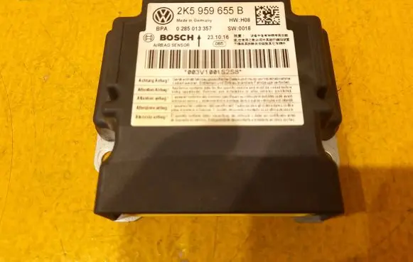 Volkswagen Amarok Airbag control unit/module 2K5959655B
