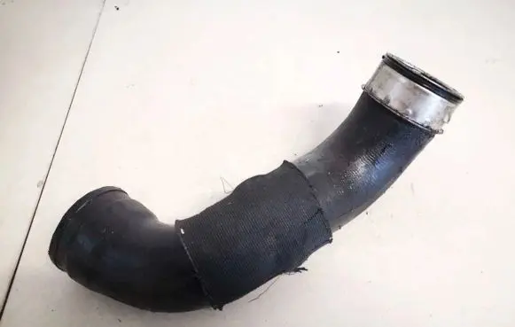 Mercedes-Benz E W211 Intercooler hose/pipe a2115200401
