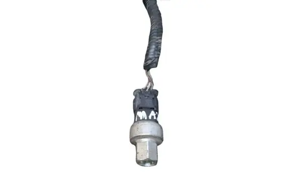 Chrysler Pacifica Air conditioning (A/C) pressure sensor 68156982AA