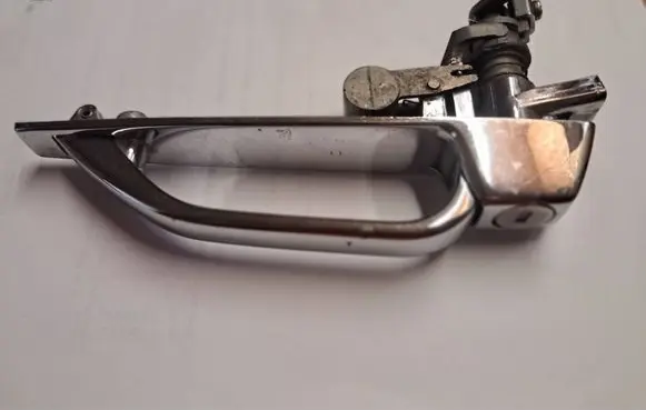 Mercedes-Benz SL R107 Front door exterior handle 1078931103