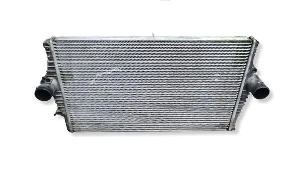 Volvo XC70 Intercooler radiator 30748809