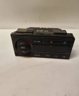 Subaru Legacy Climate control unit 72311AE080 2N43034700