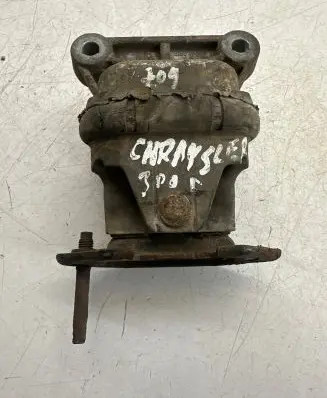 Chrysler 300 - 300C Engine mount bracket 22216190