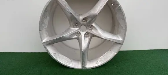 Ferrari Purosangue R23 light alloy rim DM1563