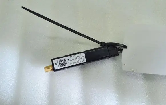 Seat Alhambra (Mk2) Aerial antenna amplifier 7N0035552K