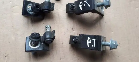 Rear door hinge set