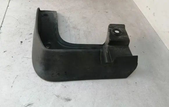 Hyundai i30 Front mudguard 86831A6000