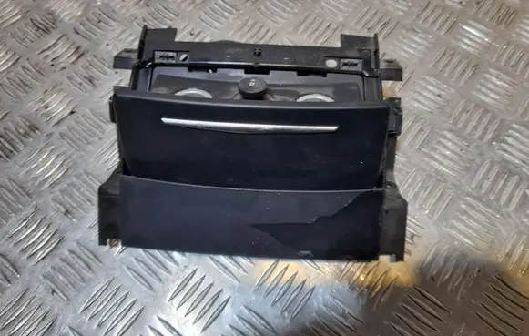 Audi A8 S8 D4 4H Ashtray (rear) 4H0864051B