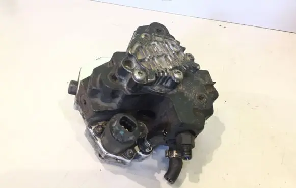 Fuel injection high pressure pump