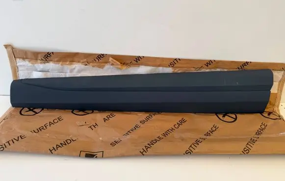 Cupra Formentor Front door trim (molding) 5FF854940C