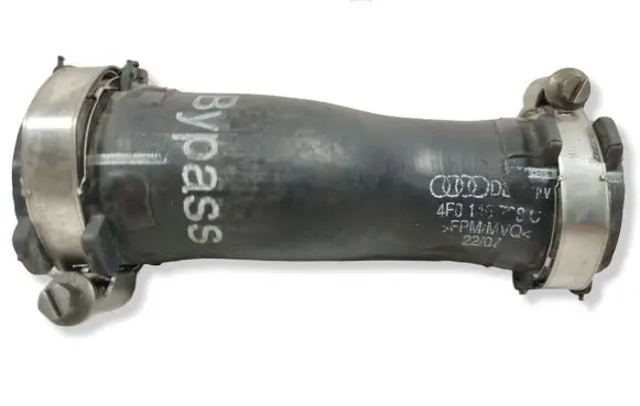 Volkswagen Tiguan Intercooler hose/pipe 4F0145708C