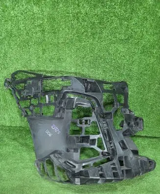 BMW 2 Active Tourer U06 Front bumper corner part panel trim 8080218